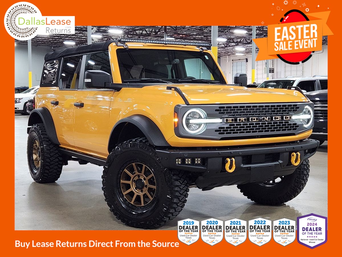 HEREND ゾディアック　十二支フィギュリン　ゴールド　2021年 14K Gold Mini Tube Hoop Earrings 4mm | Lisa Gozlan