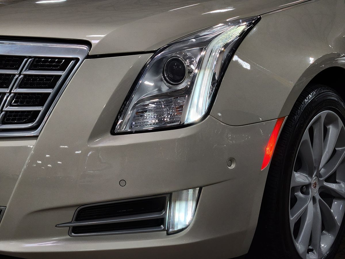 Sold 2014 Cadillac XTS Luxury in Dallas