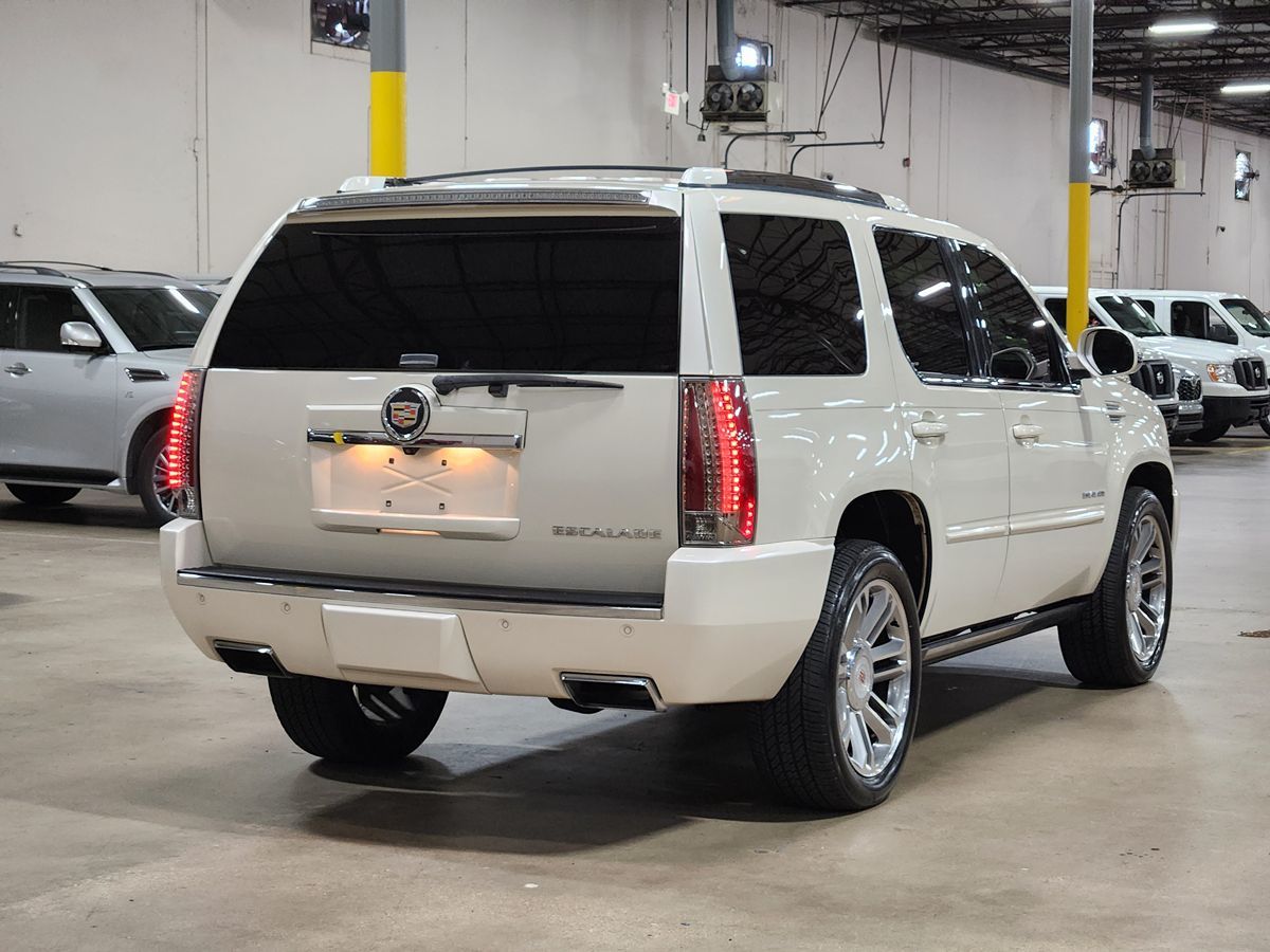 Sold 2014 Cadillac Escalade Premium in Dallas
