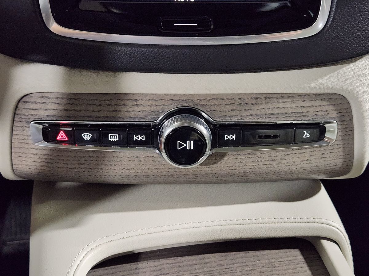 Sold 2022 Volvo XC90 Inscription in Dallas