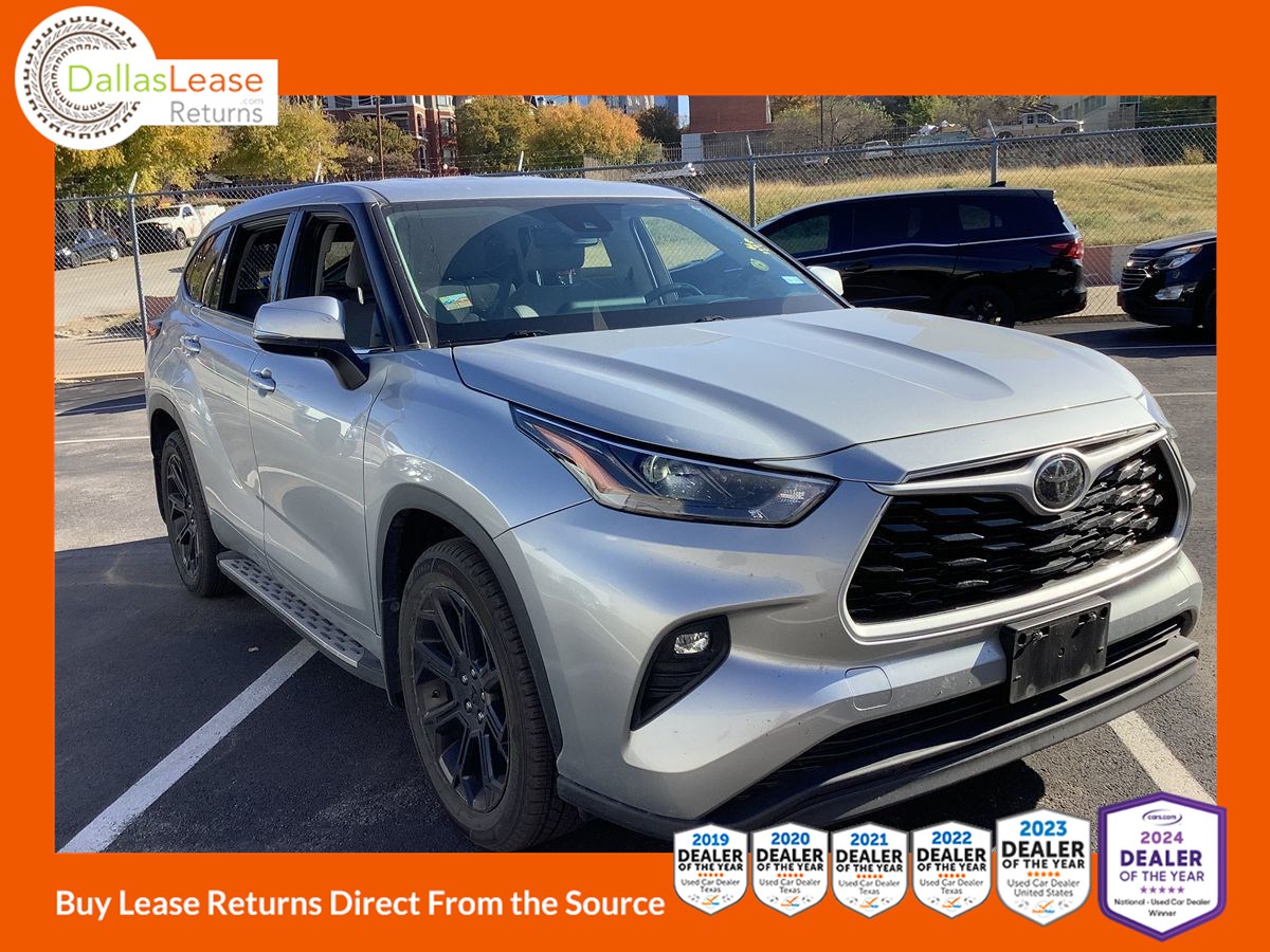 2022 Toyota Highlander LE