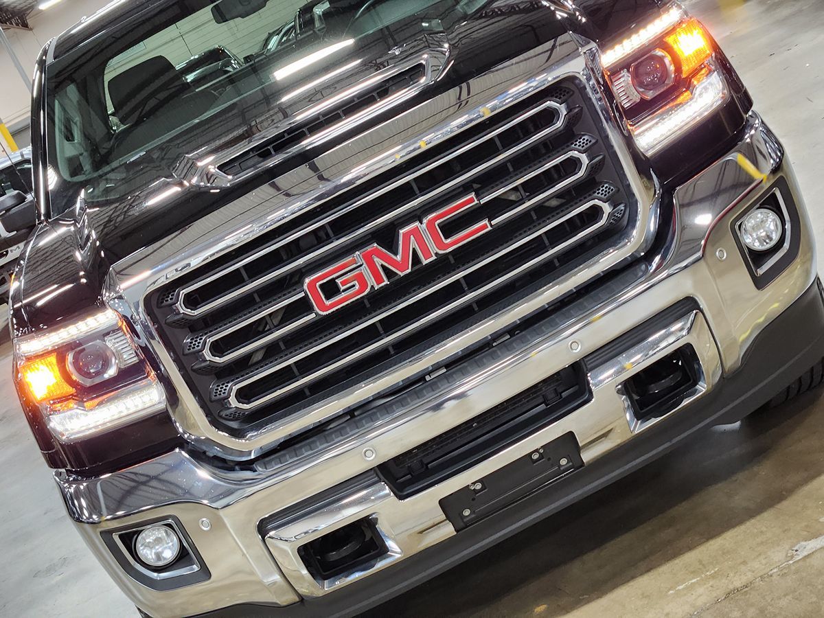 Sold 2018 GMC Sierra 2500HD SLT in Dallas