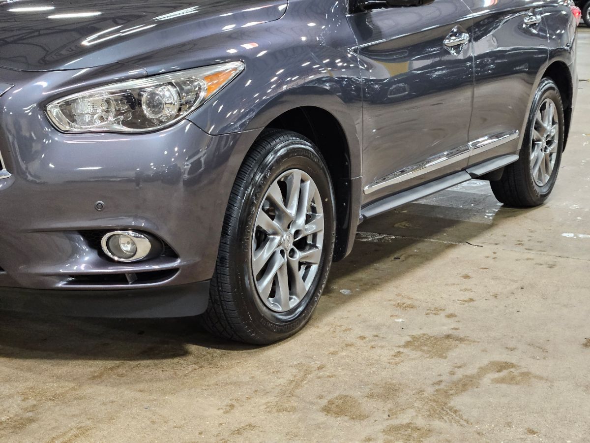 Sold 2013 INFINITI JX35 in Dallas