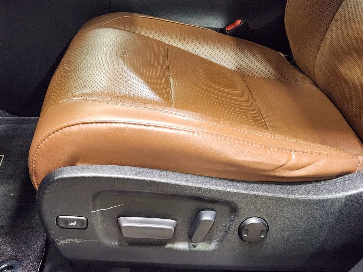 Sold 2017 Toyota Highlander Limited in Dallas