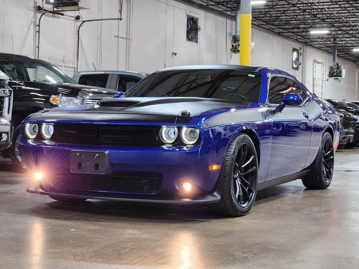 BLUE×BLACK CHALLENGERCAP Dodge Challenger Wrapped In Midnight Blue Metallic With Gloss