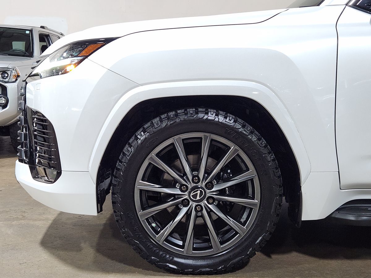 Sold 2023 Lexus LX 600 Premium 4WD in Dallas