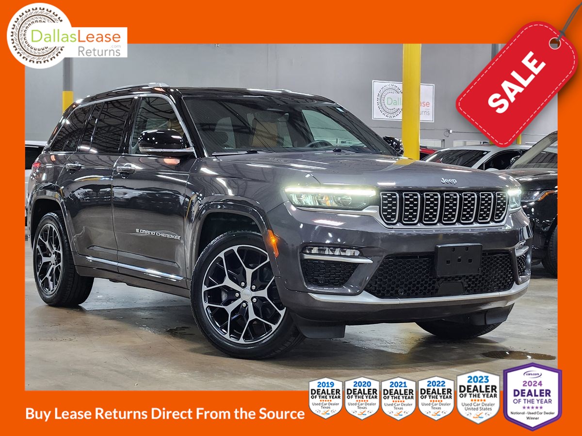 ムギ＆ゴマ　運転席側　ゴールデンオーク Sold 2022 Jeep Grand Cherokee Summit Reserve in Dallas