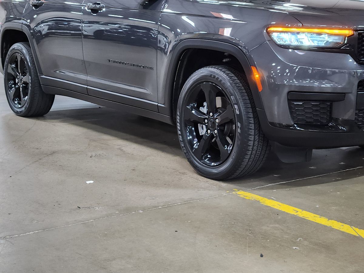 Sold 2021 Jeep Grand Cherokee L Altitude in Dallas