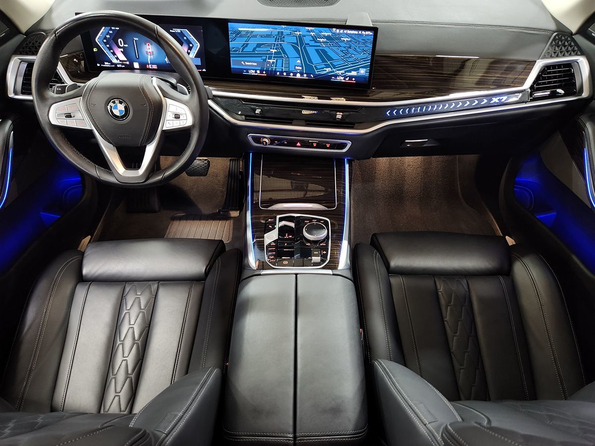 Sold 2024 BMW X7 xDrive40i in Dallas