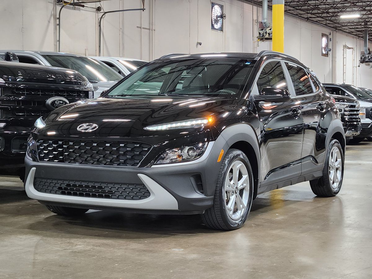 2023 Hyundai Kona SEL photo 3
