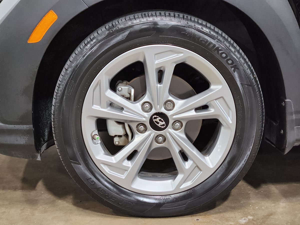 2023 Hyundai Kona SEL photo 20