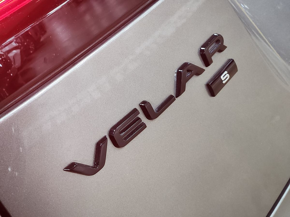 2021 Land Rover Range Rover Velar R-Dynamic S photo 20