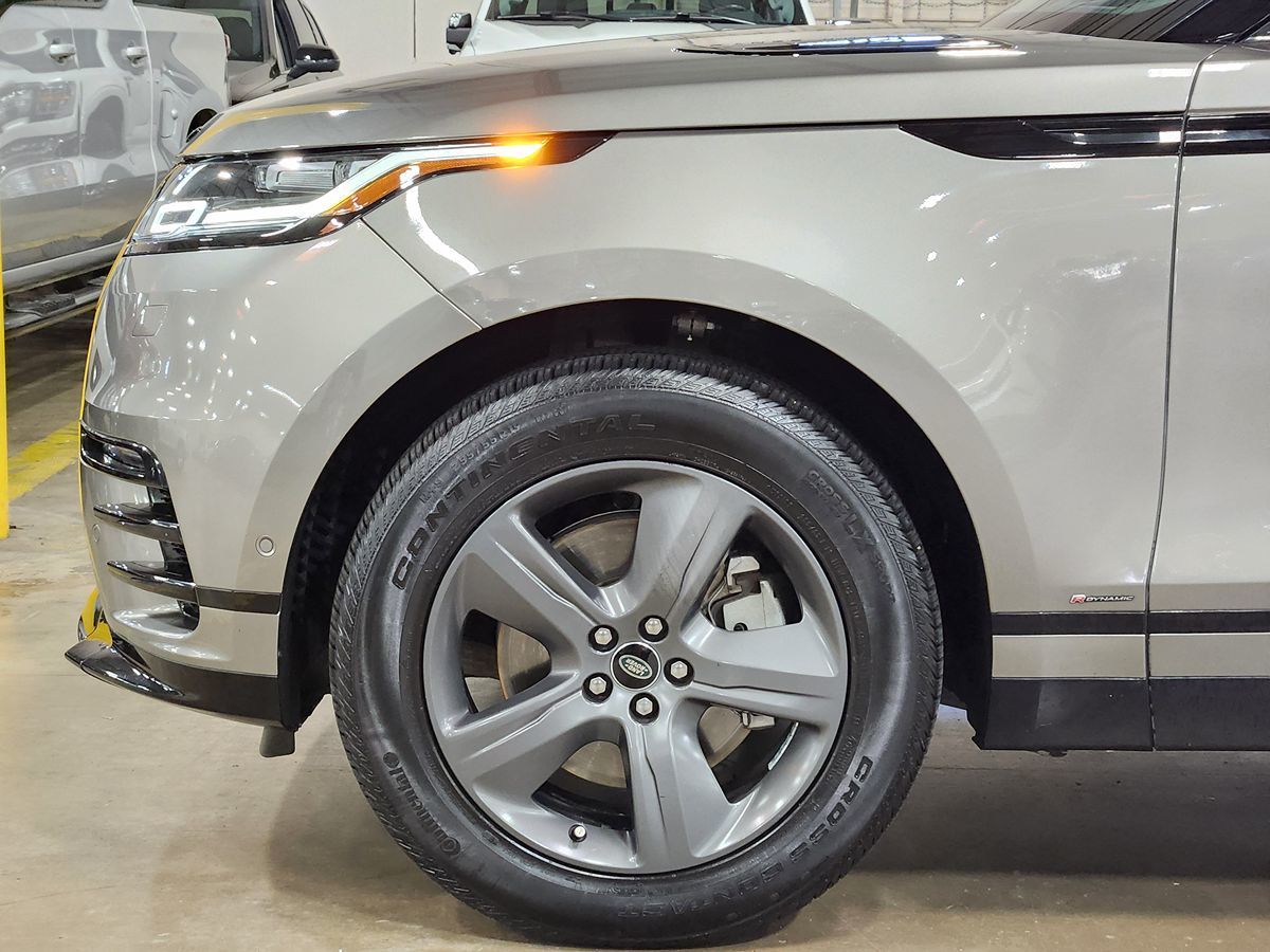 2021 Land Rover Range Rover Velar R-Dynamic S photo 4