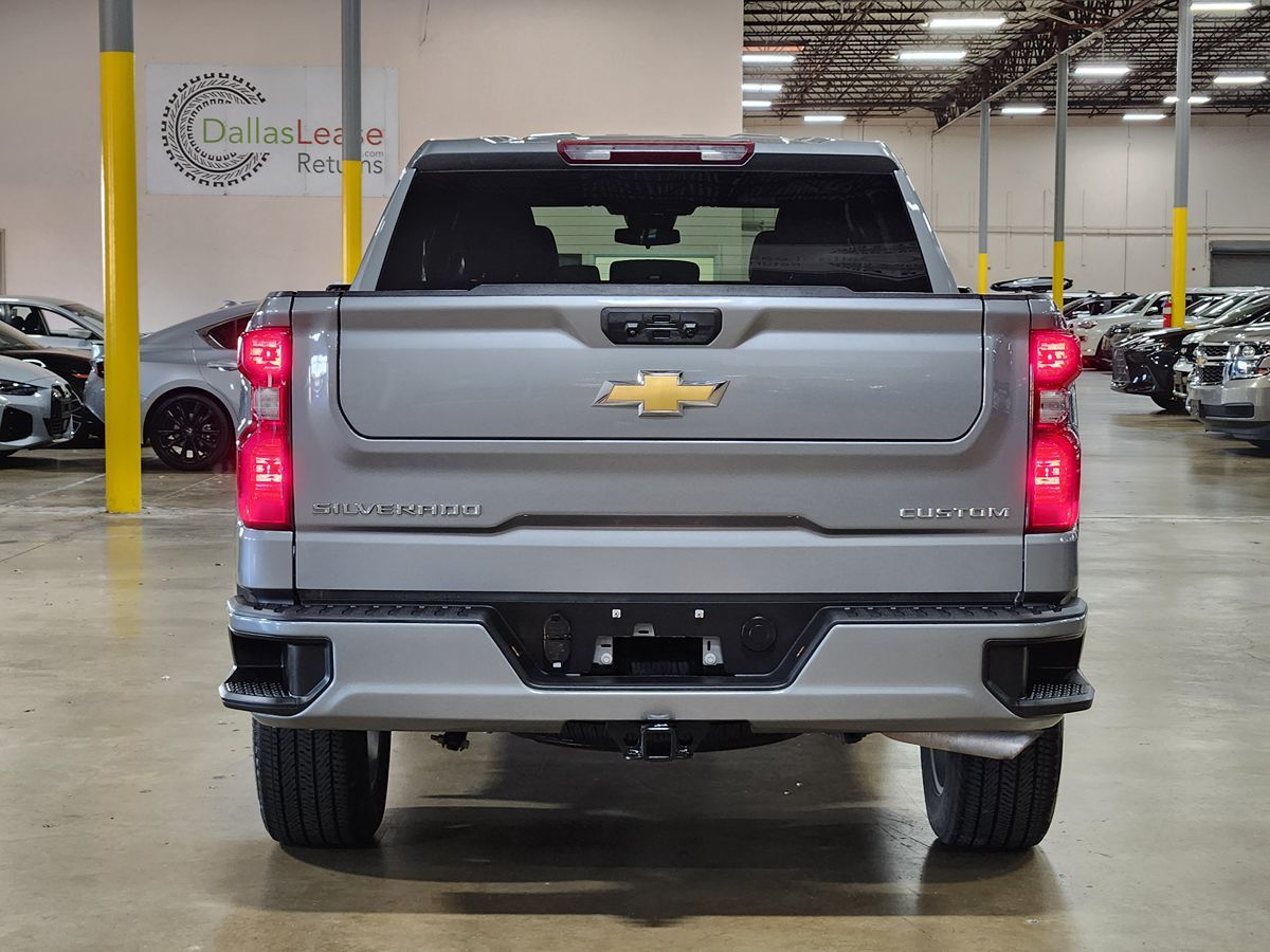 2024 Chevrolet Silverado 1500 Custom photo 8