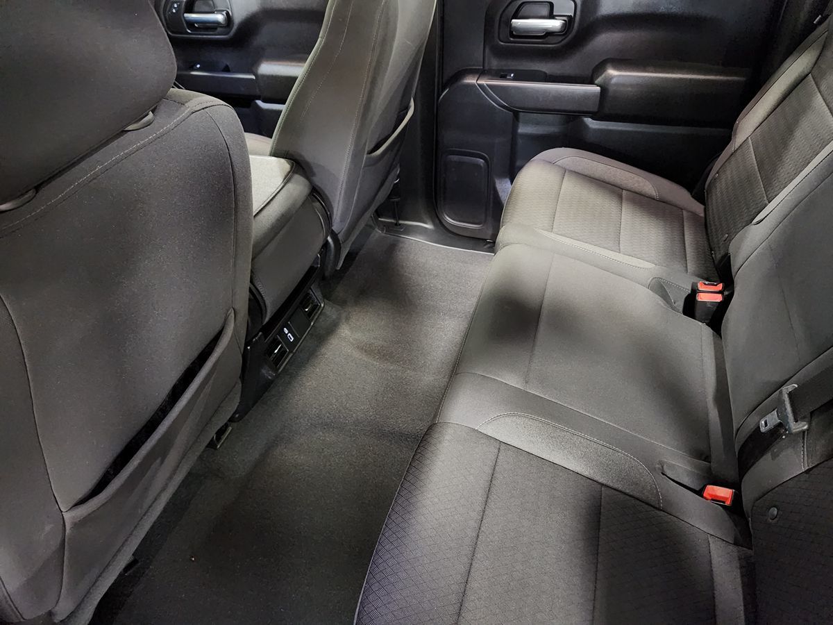2024 Chevrolet Silverado 1500 Custom photo 39