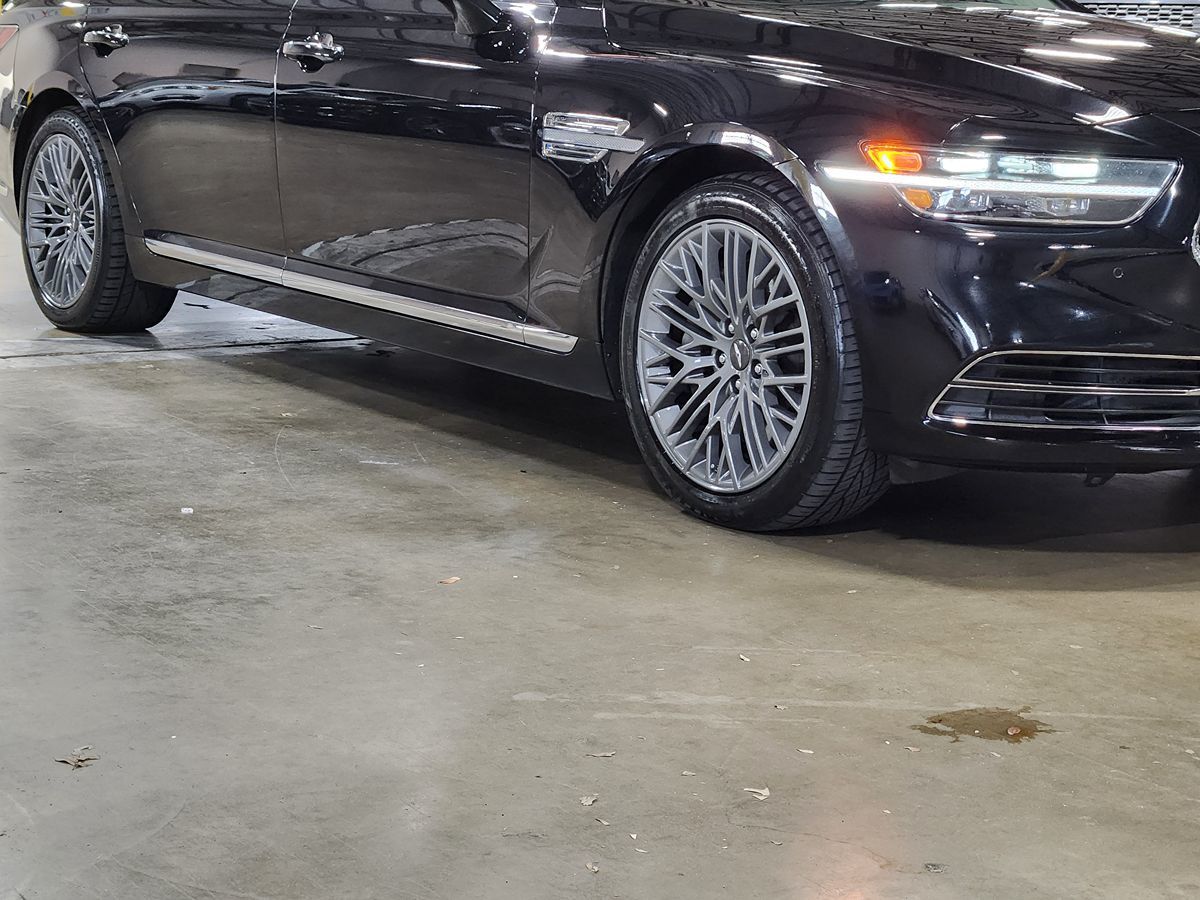 2021 Genesis G90 3.3T Premium photo 11