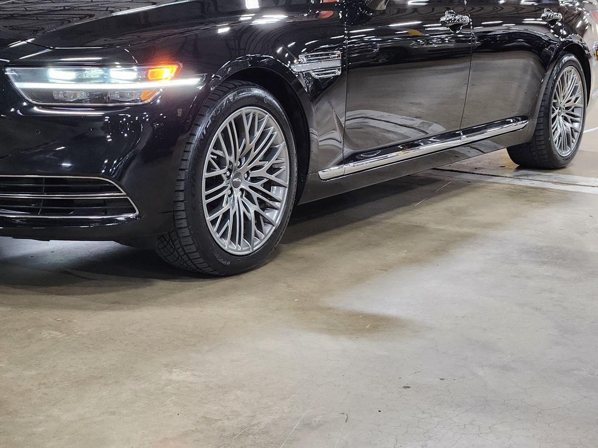 2021 Genesis G90 3.3T Premium photo 12