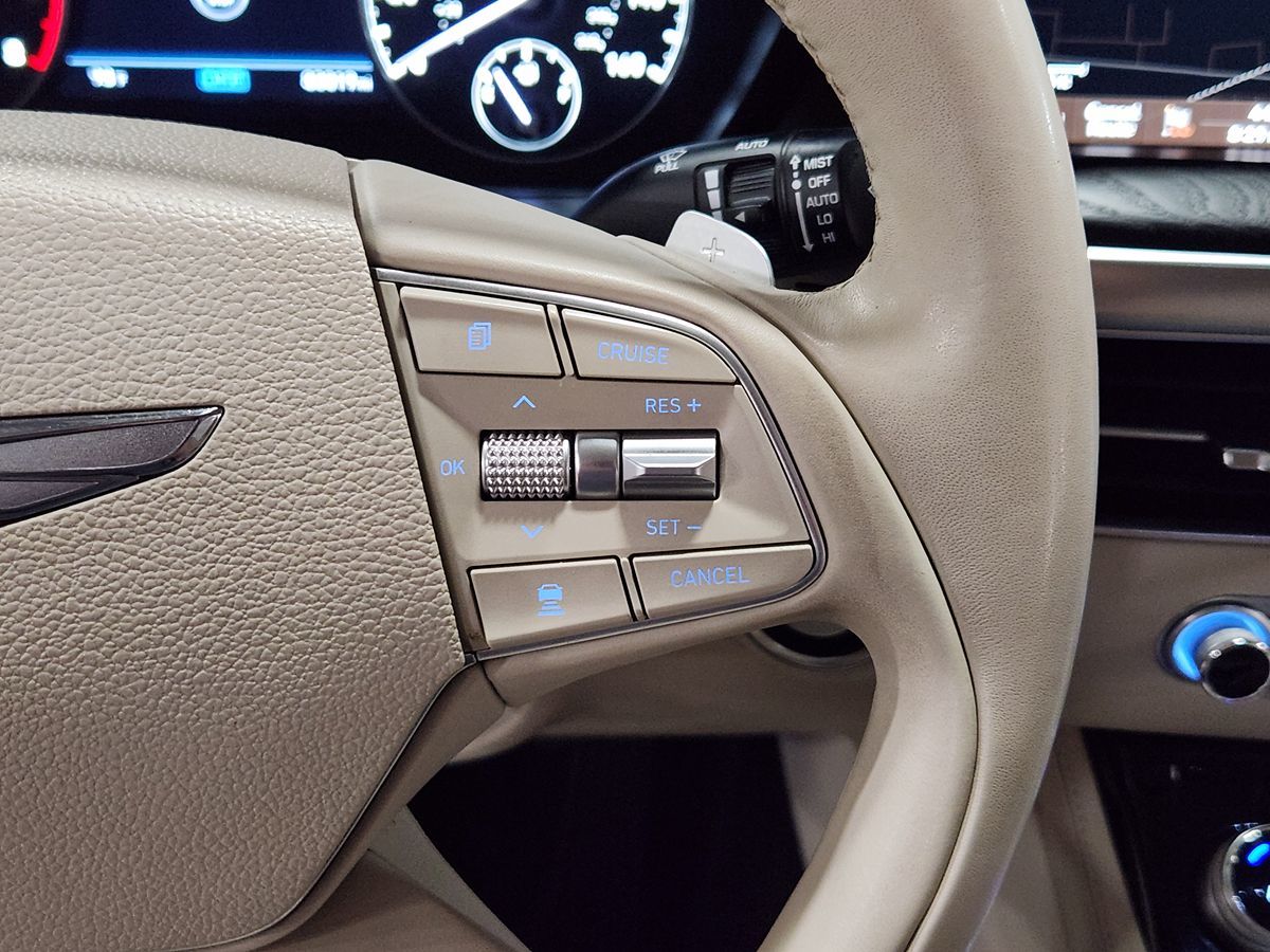 2021 Genesis G90 3.3T Premium photo 35