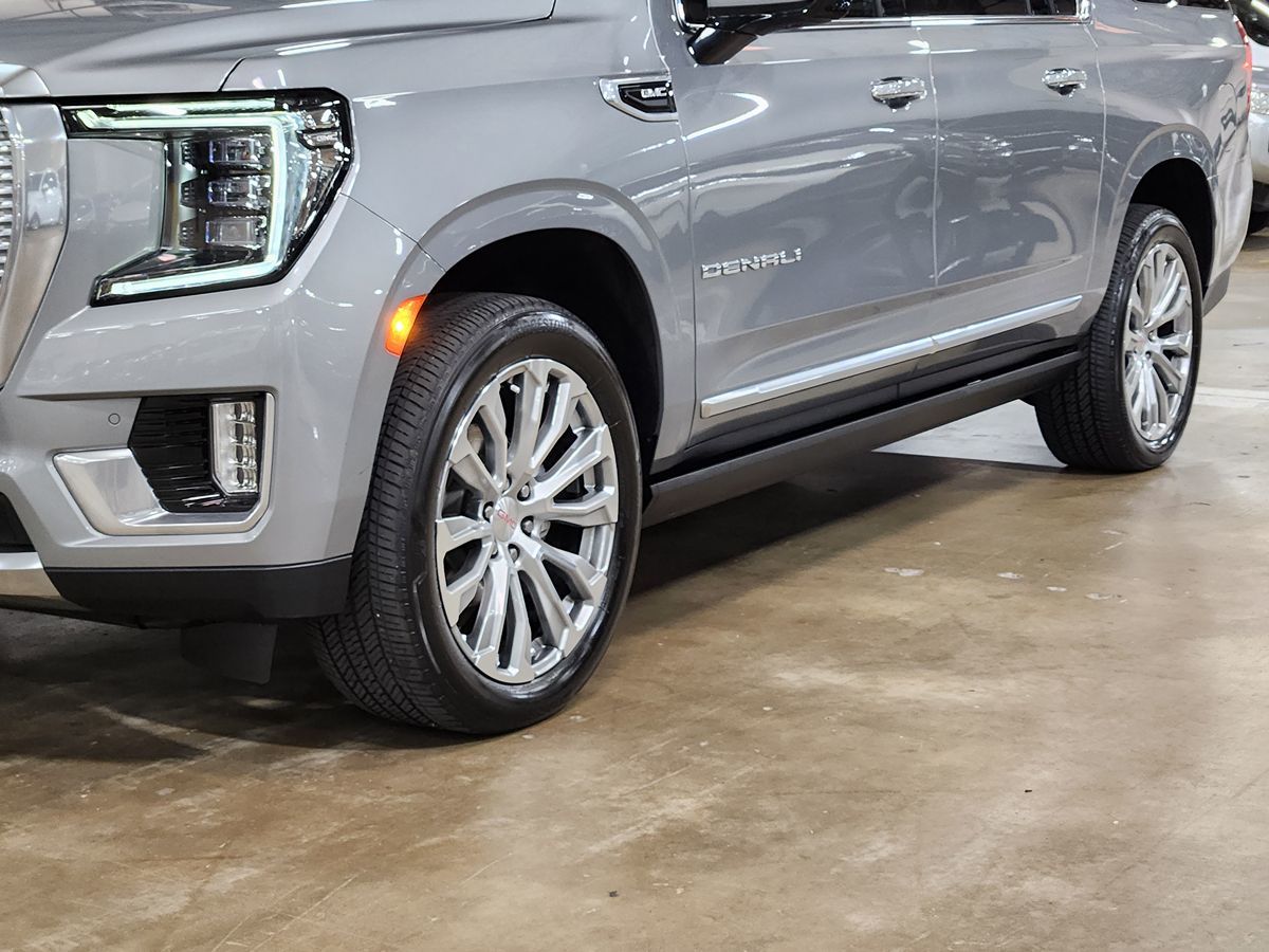 2023 Gmc Yukon XL Denali photo 14