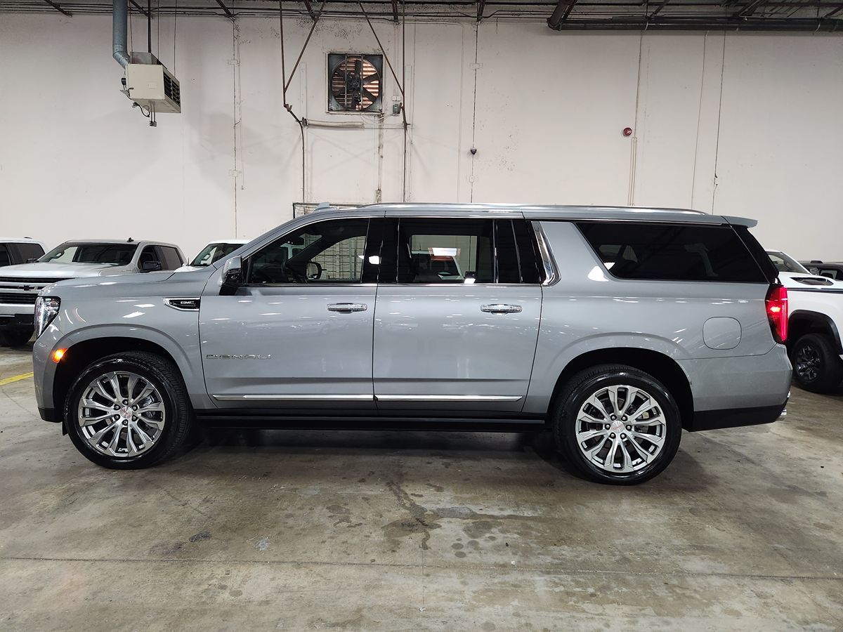 2023 Gmc Yukon XL Denali photo 5