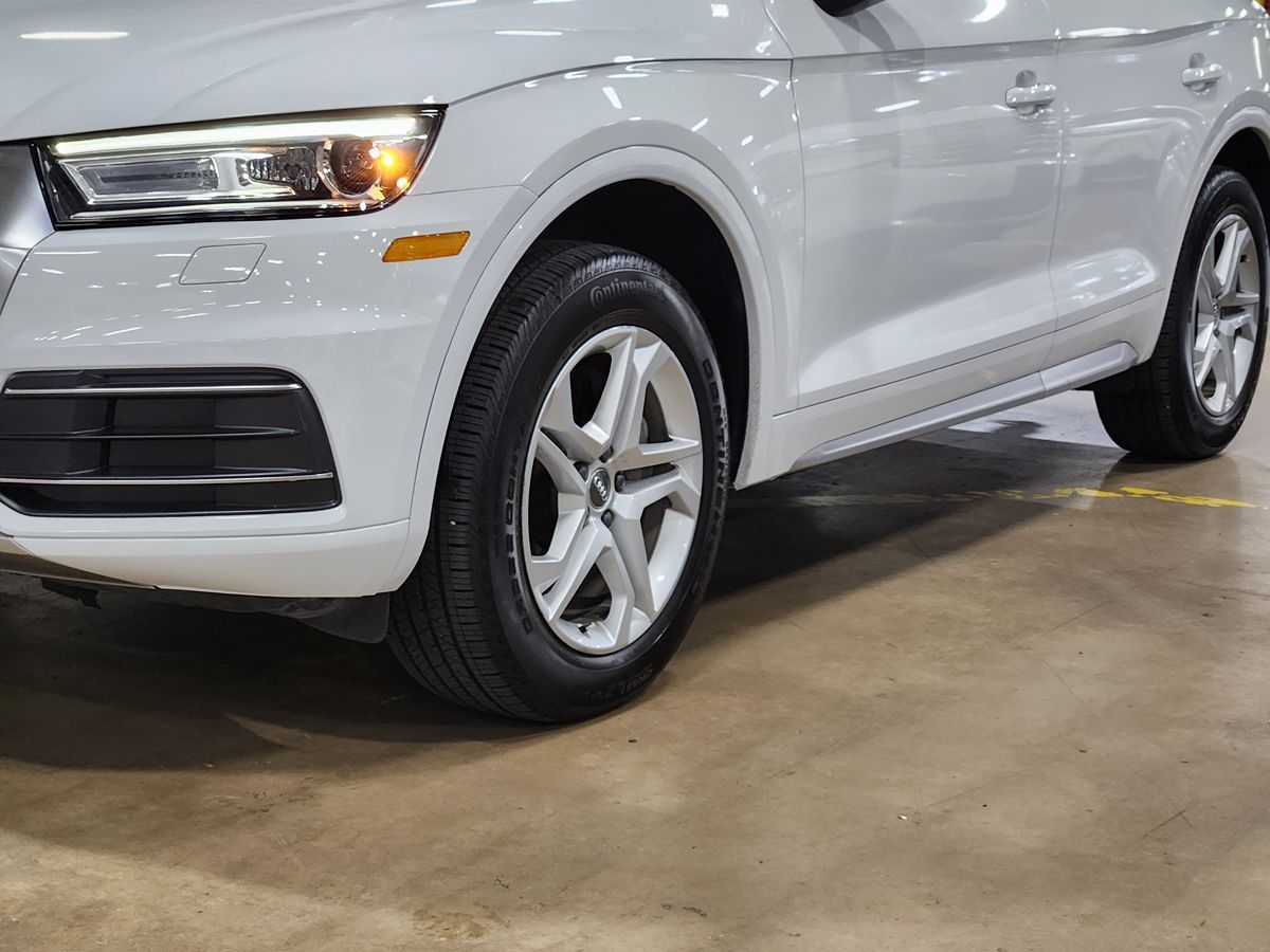 2019 Audi Q5 Premium photo 14