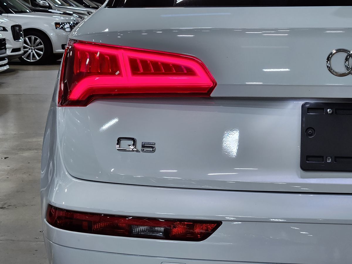 2019 Audi Q5 Premium photo 16
