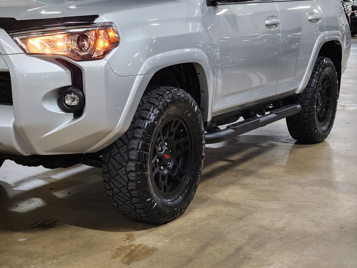 2022 Toyota 4Runner SR5 Premium photo 12