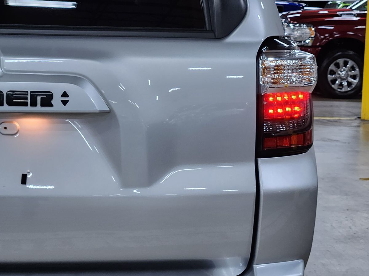 2022 Toyota 4Runner SR5 Premium photo 15