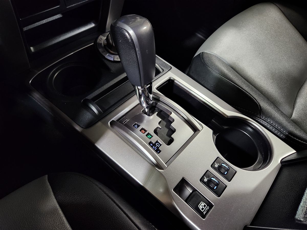 2022 Toyota 4Runner SR5 Premium photo 29