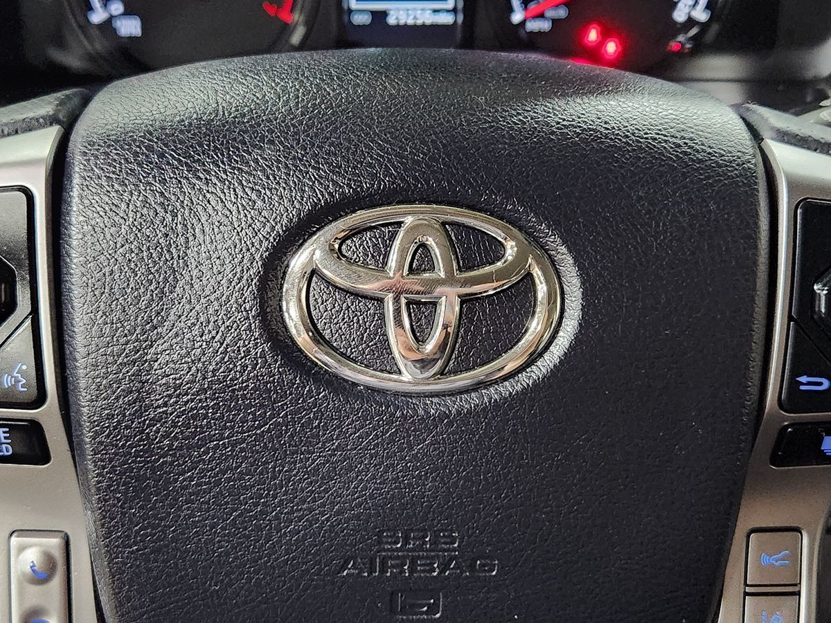 2022 Toyota 4Runner SR5 Premium photo 40