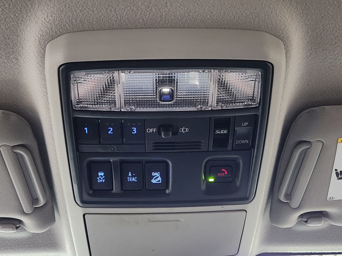 2022 Toyota 4Runner SR5 Premium photo 36