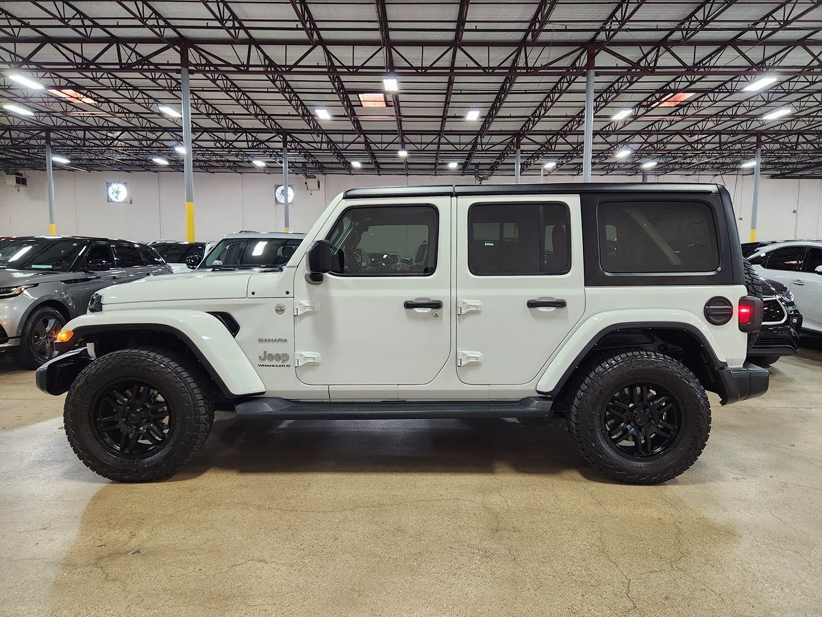 2023 Jeep Wrangler Sahara photo 6