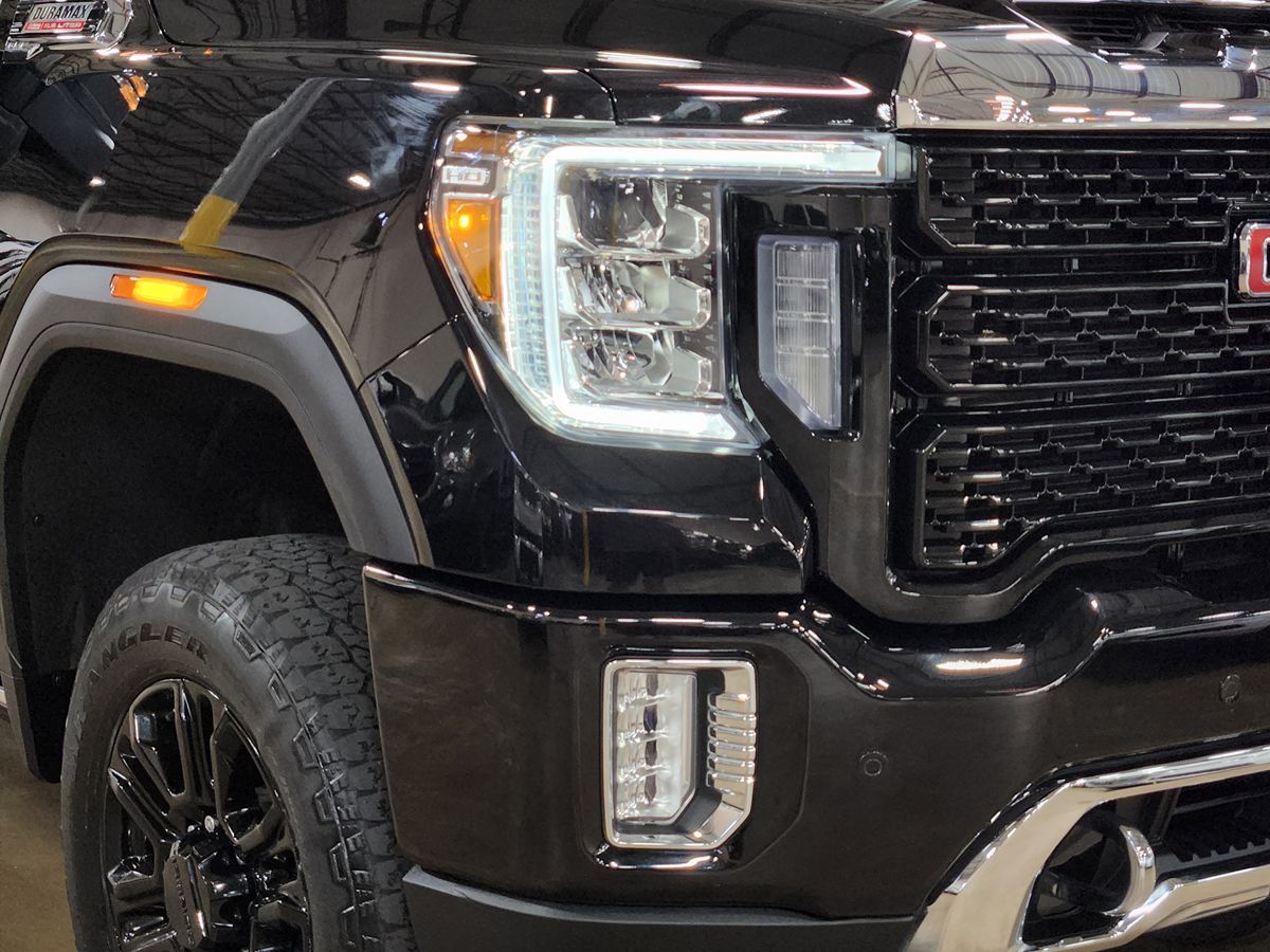 2022 Gmc Sierra HD Denali photo 11