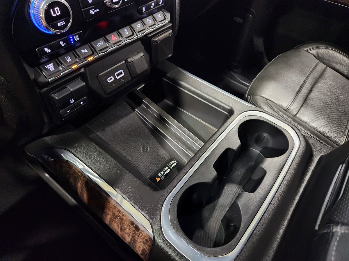 2022 Gmc Sierra HD Denali photo 32