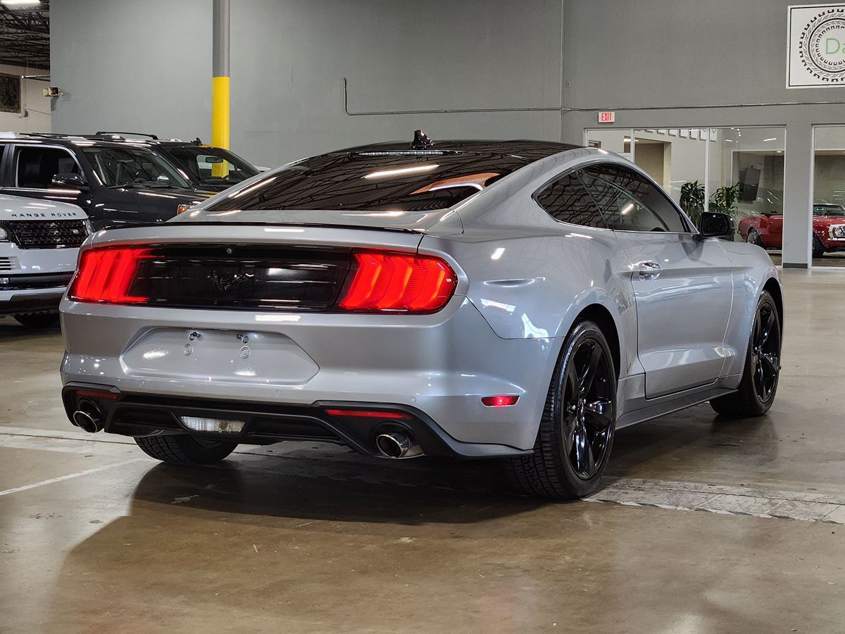 2021 Ford Mustang EcoBoost Premium photo 7