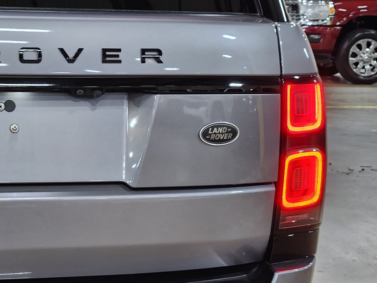 2020 Land Rover Range Rover P525 HSE photo 16