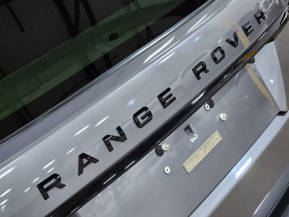 2020 Land Rover Range Rover P525 HSE photo 19