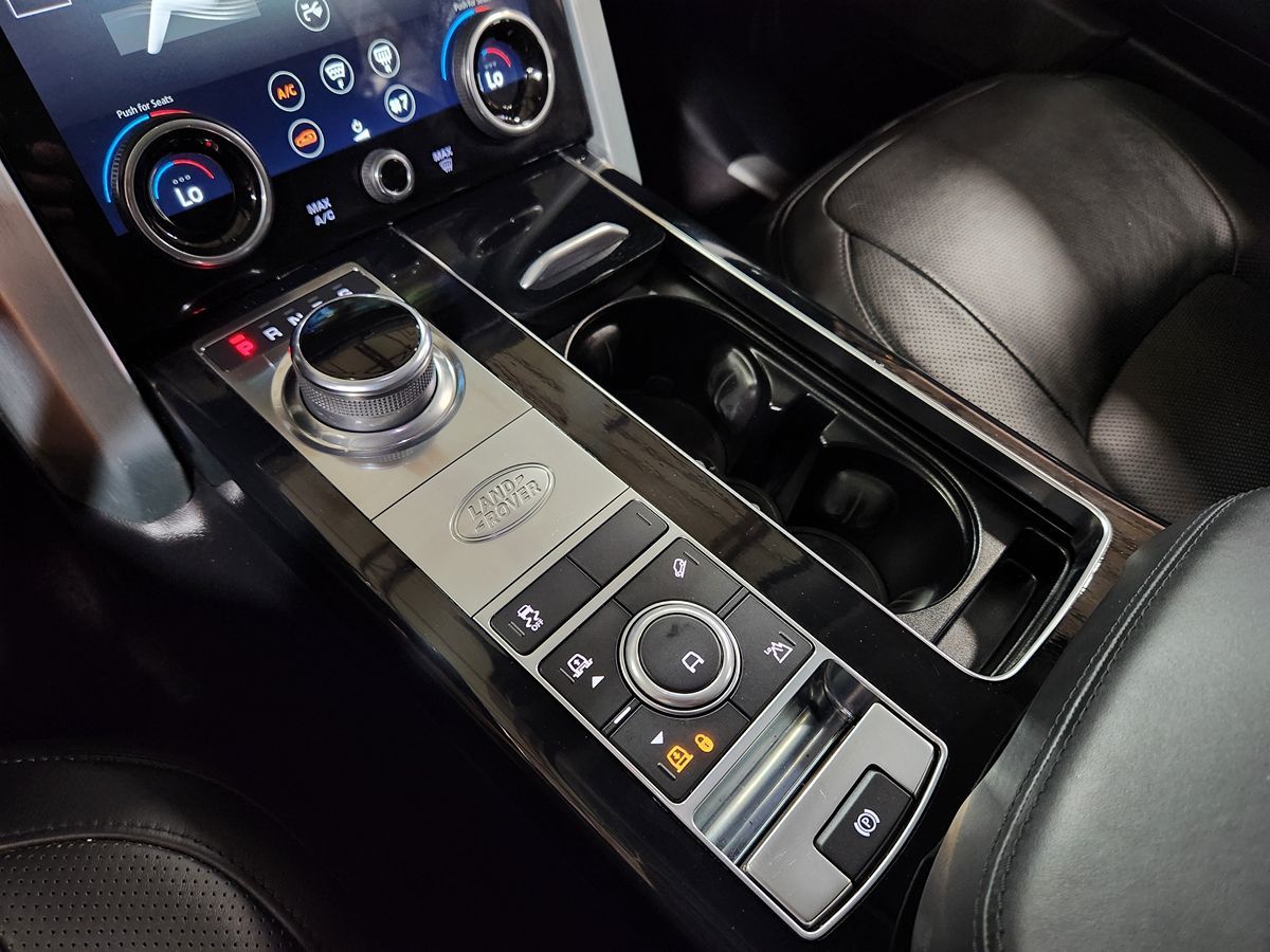 2020 Land Rover Range Rover P525 HSE photo 28