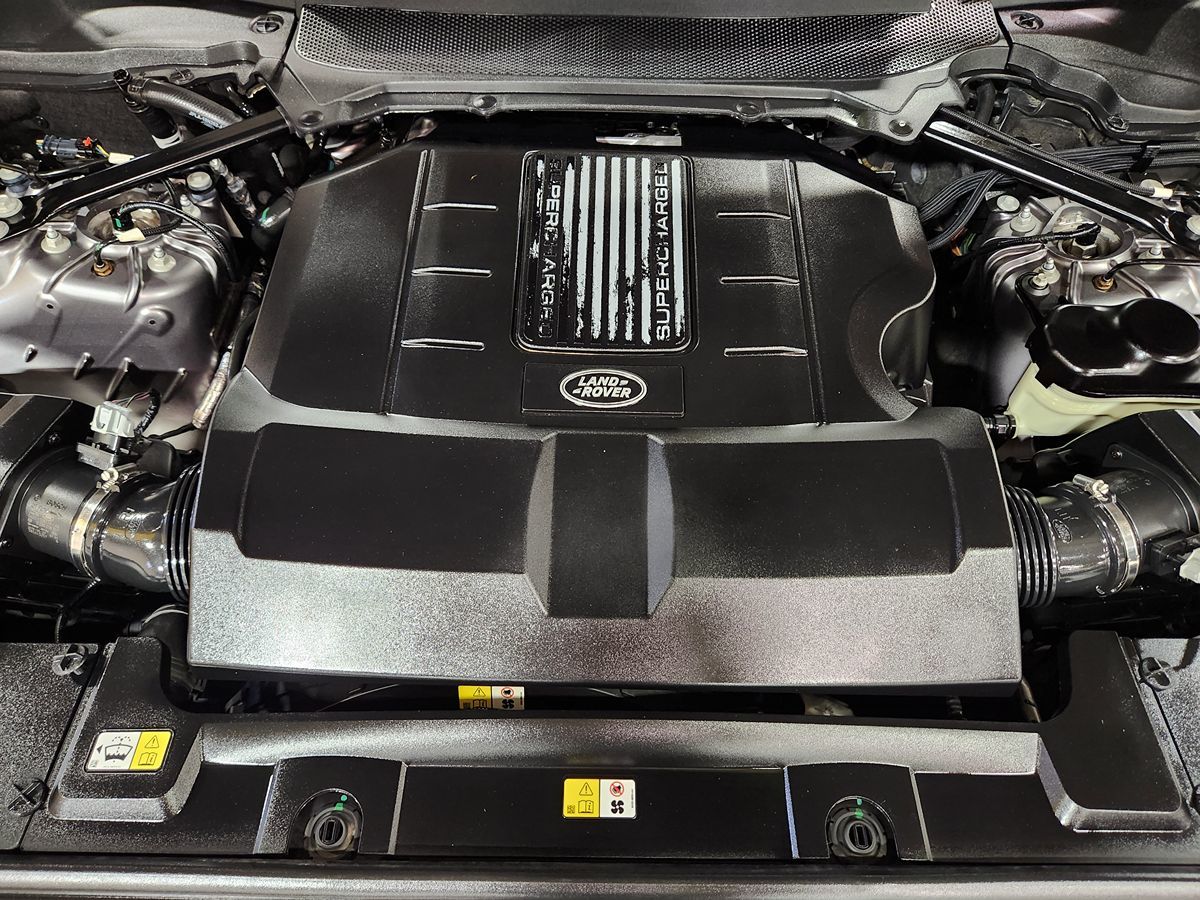 2020 Land Rover Range Rover P525 HSE photo 41