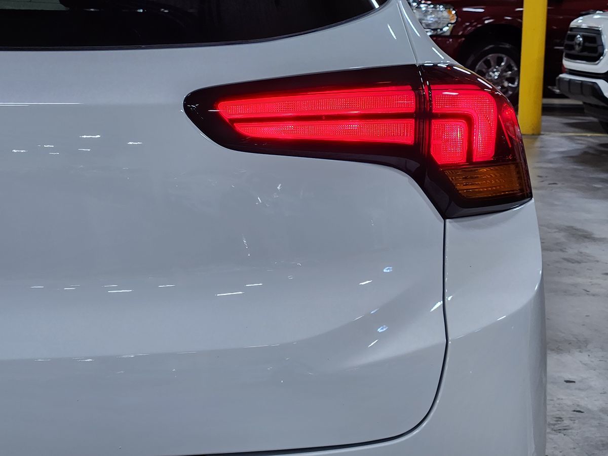 2023 Buick Encore GX Preferred photo 17