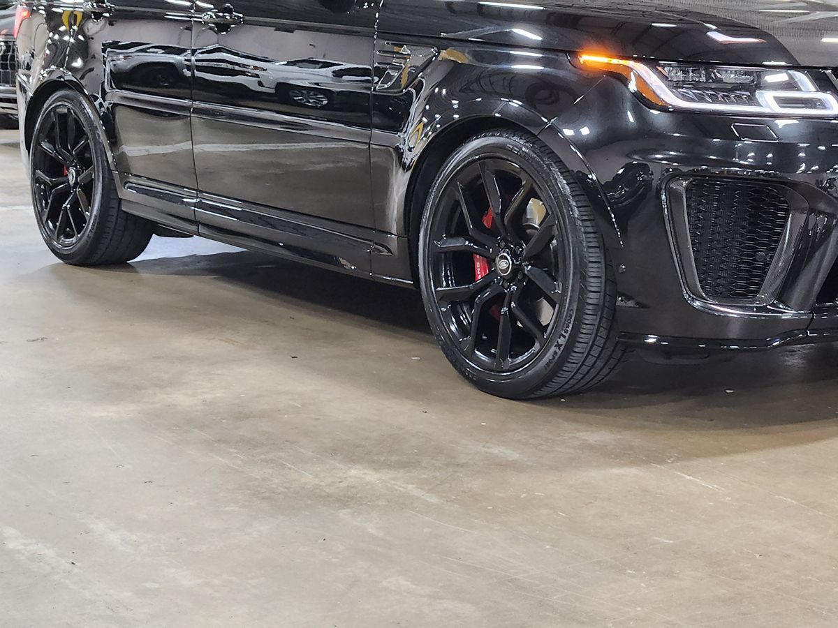 2020 Land Rover Range Rover Sport SVR photo 13