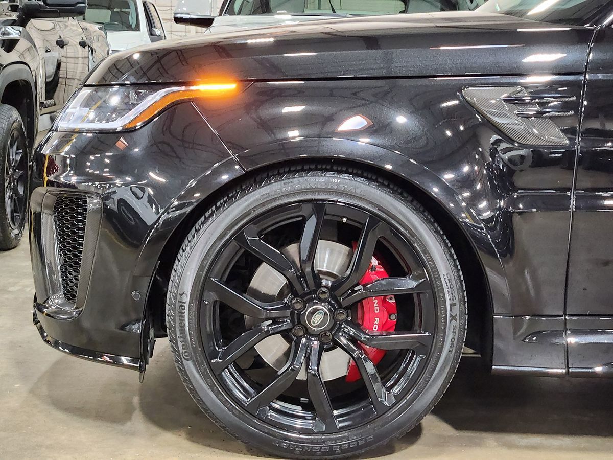 2020 Land Rover Range Rover Sport SVR photo 4