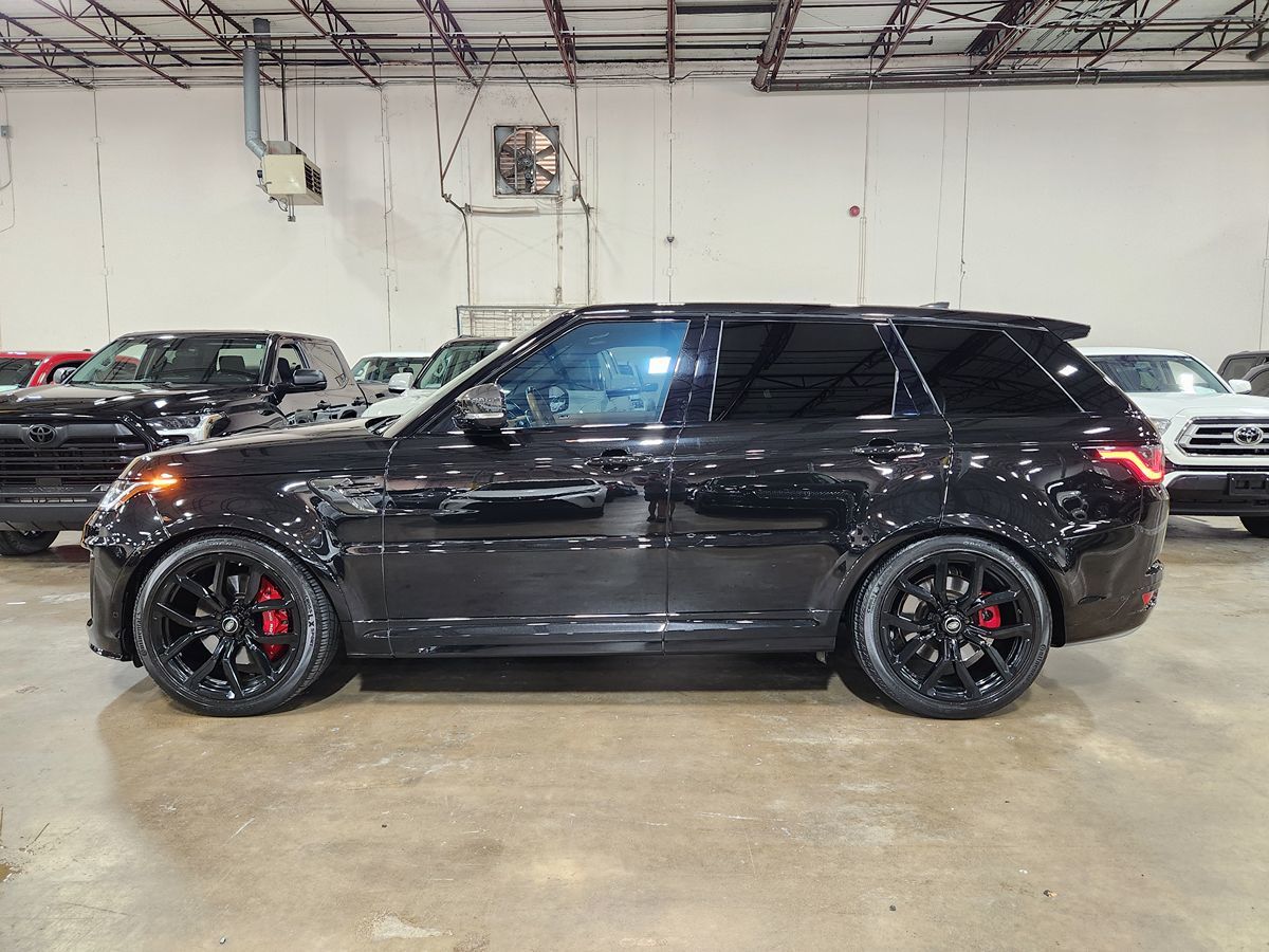 2020 Land Rover Range Rover Sport SVR photo 6