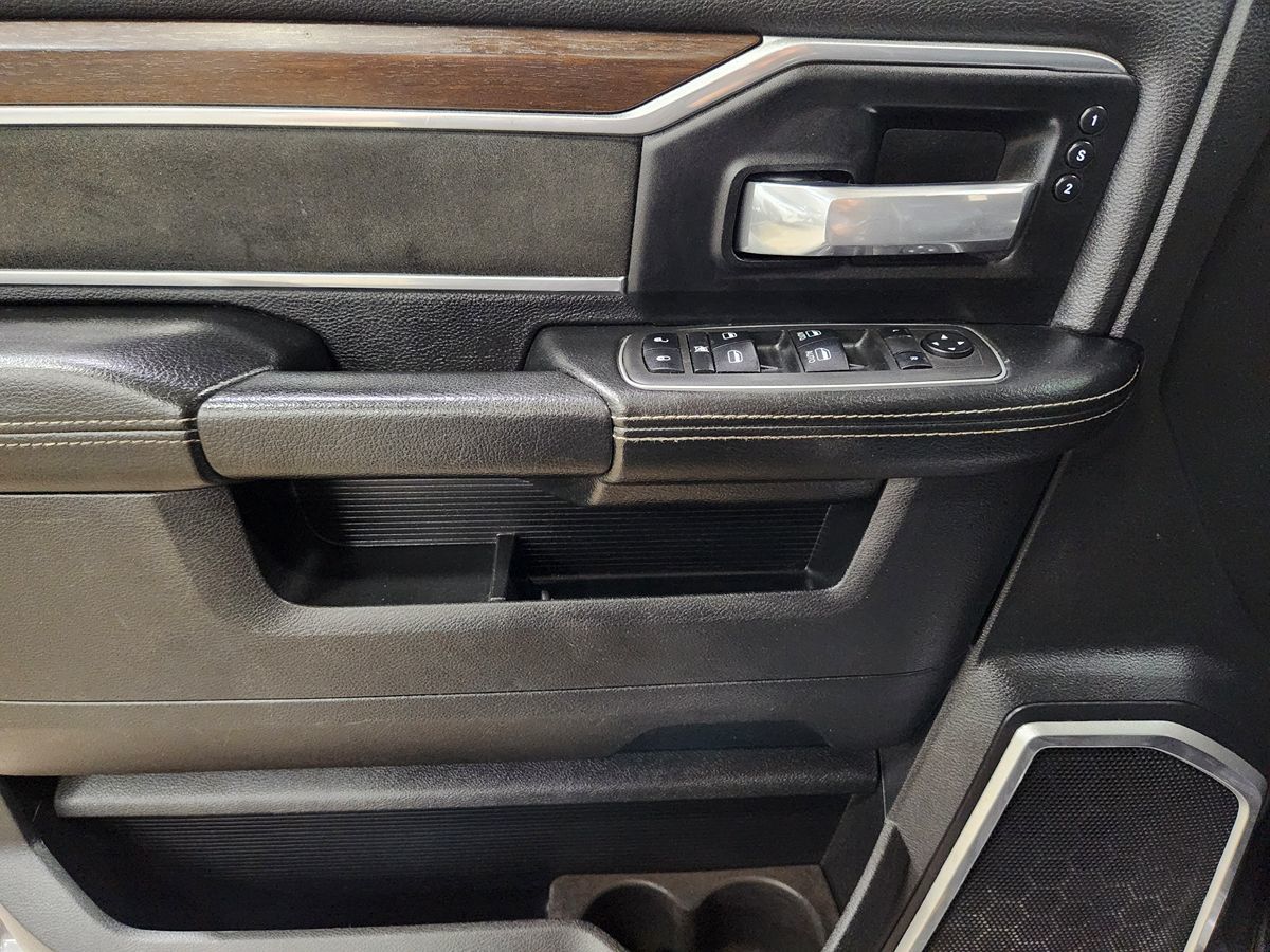 2022 Ram 2500 Laramie photo 35