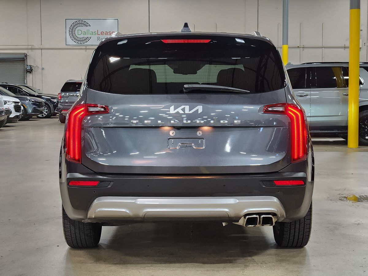 2022 Kia Telluride EX photo 3