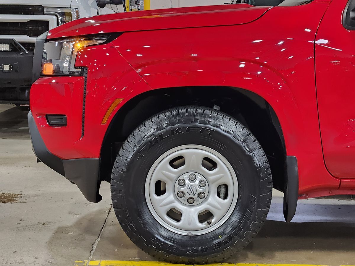 2022 Nissan Frontier S photo 3