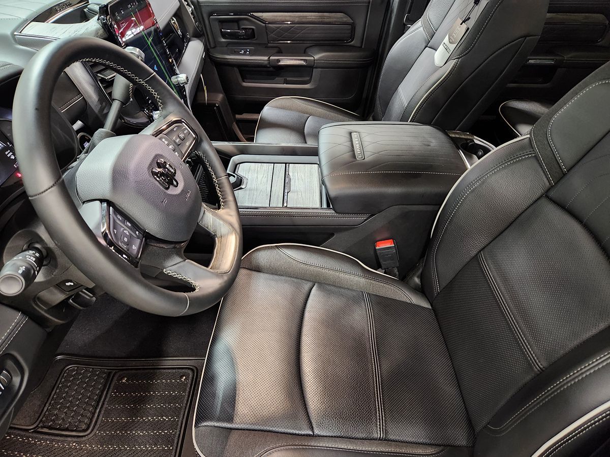 2025 Ram 2500 Limited photo 25