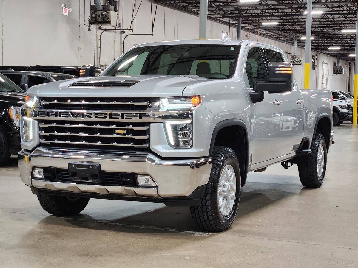 2023 Chevrolet Silverado 2500HD LTZ photo 3