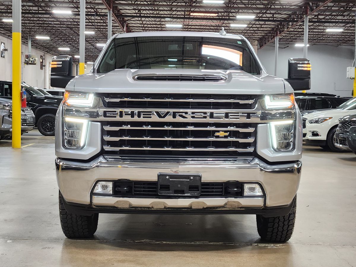 2023 Chevrolet Silverado 2500HD LTZ photo 2