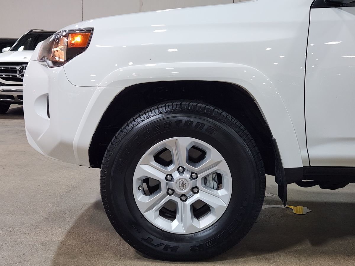 2021 Toyota 4Runner SR5 Premium photo 2
